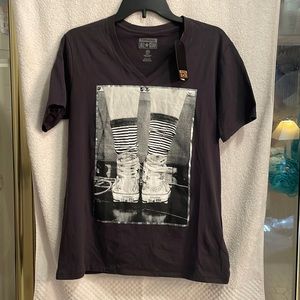 Converse All Star T -Shirt V- Neck Size M